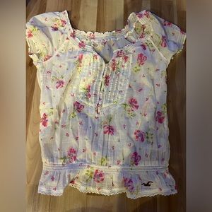 Hollister lightweight flowered blouse